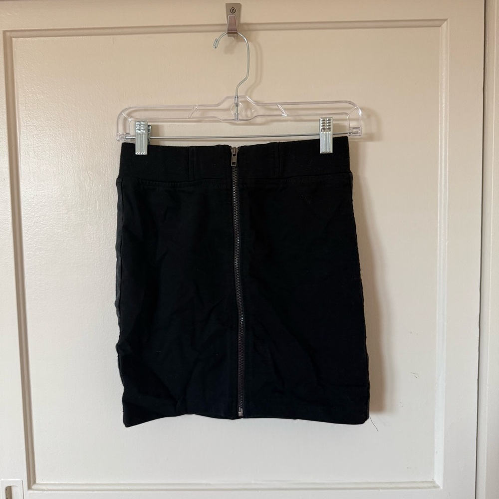 Mini Black Pencil Skirt!